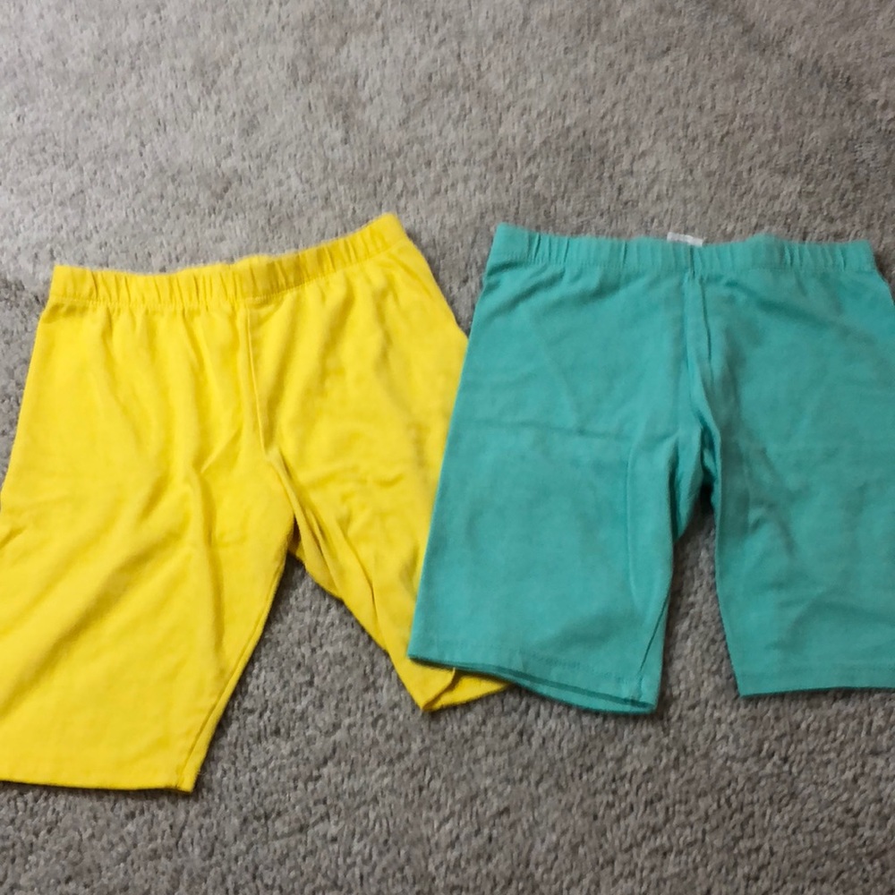 Set of 2- girls stretch capris